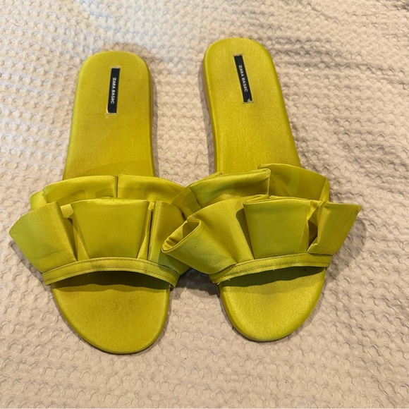 Zara Shoes - Zara Yellow Green Chartreuse Ruffle Satin Slide Sandals Sz 11